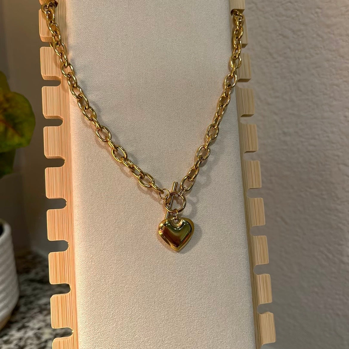 Heart Toggle Necklace - Gold