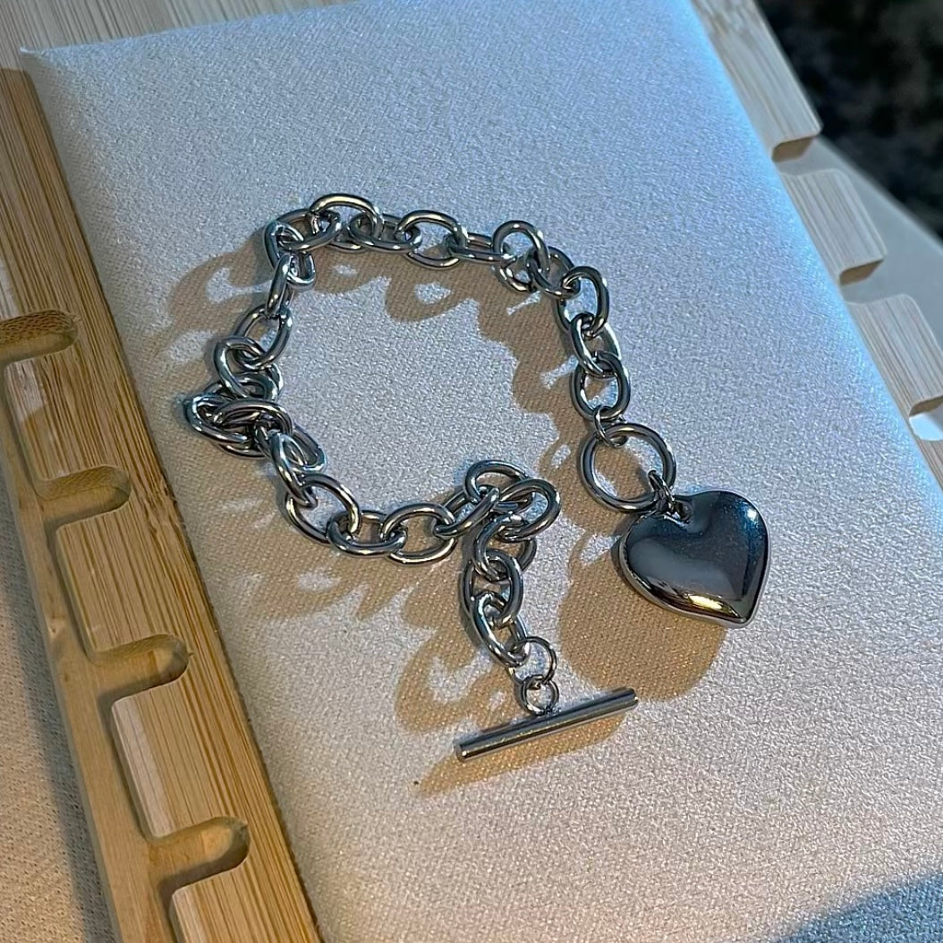 Heart Toggle Bracelet - Silver