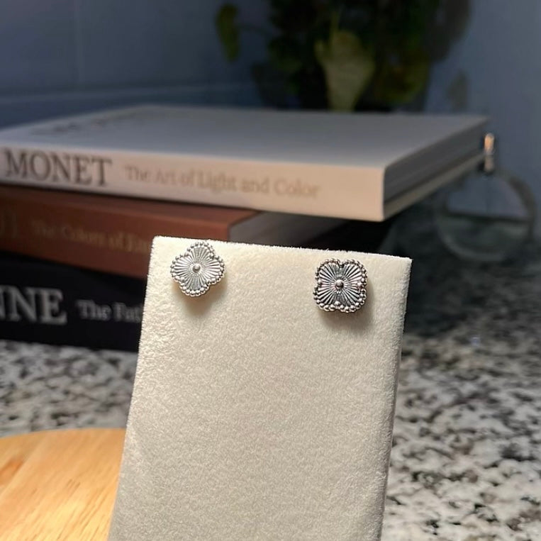 Clover Bloom Earrings - Silver