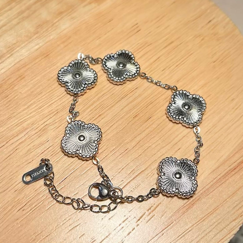 Clover Bloom Bracelet - Silver