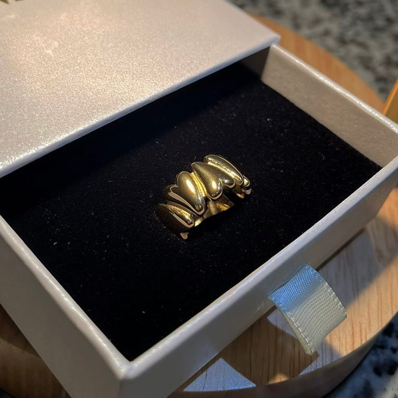 Melted Heart Ring - Gold