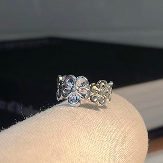 Flower Ring - Silver